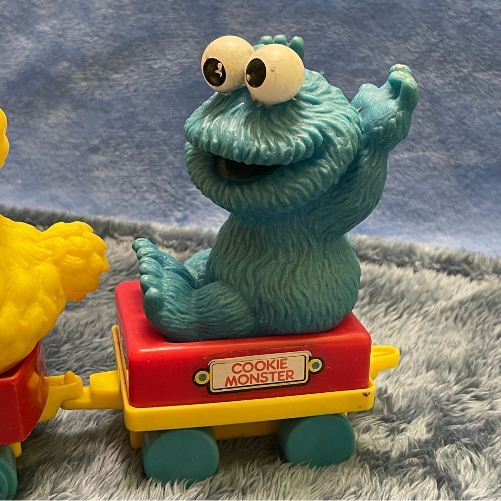 VTG Sesame Street train - Picture 3 of 7